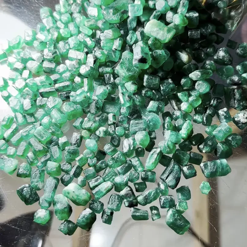 Video-Emerald-1